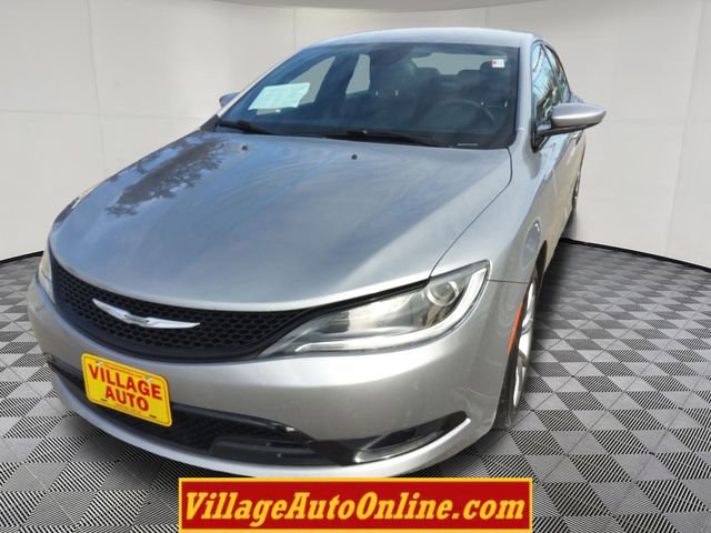 Used 2015 Chrysler 200 S w/ Navigation & Sound Group I image 16