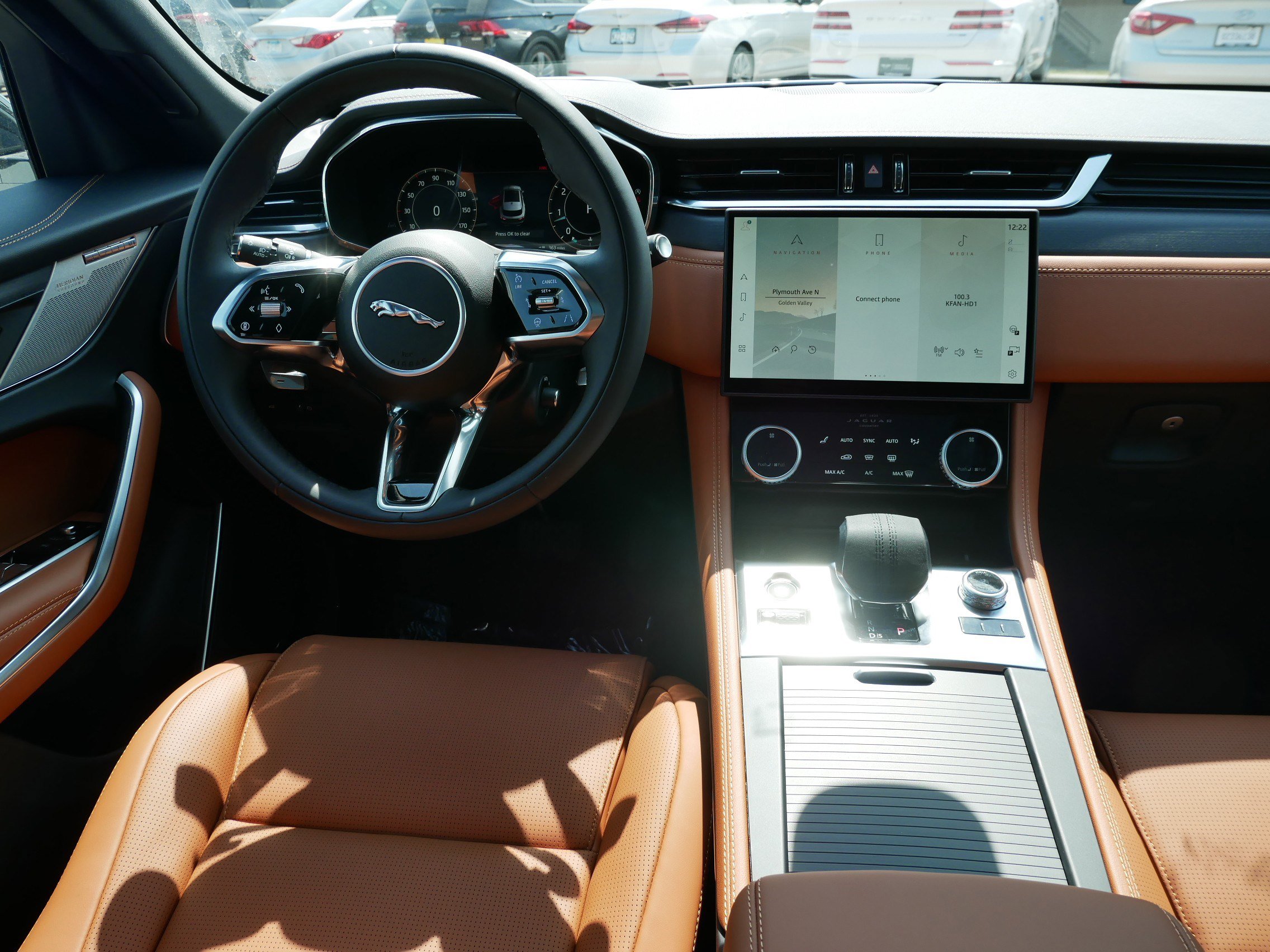 New 2026 Jaguar F-PACE R-Dynamic S image 7