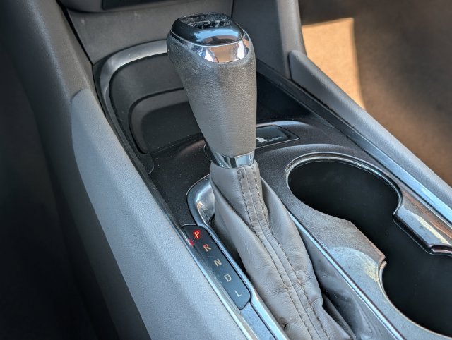 Used 2019 Chevrolet Malibu LT FWD image 18