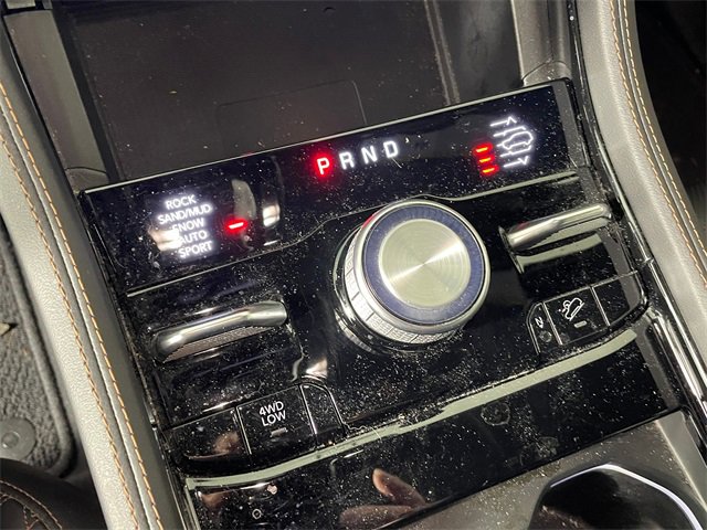 Used 2023 Jeep Grand Cherokee Summit image 9