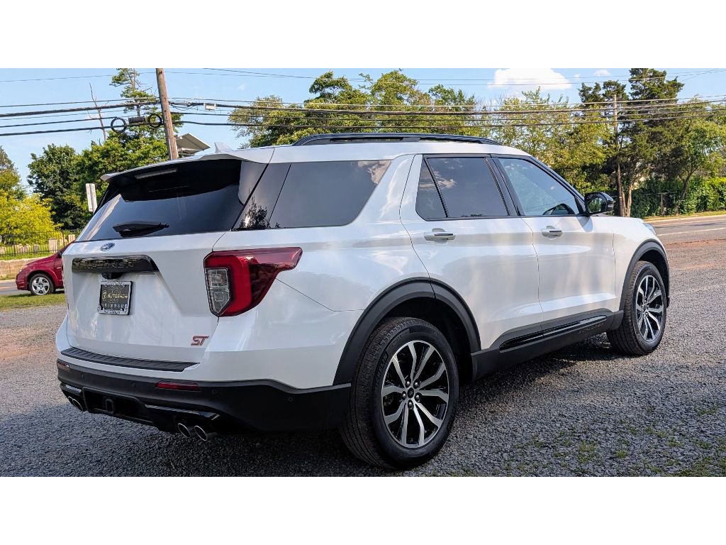 Used 2020 Ford Explorer ST w/ Premium Technology Package image 7