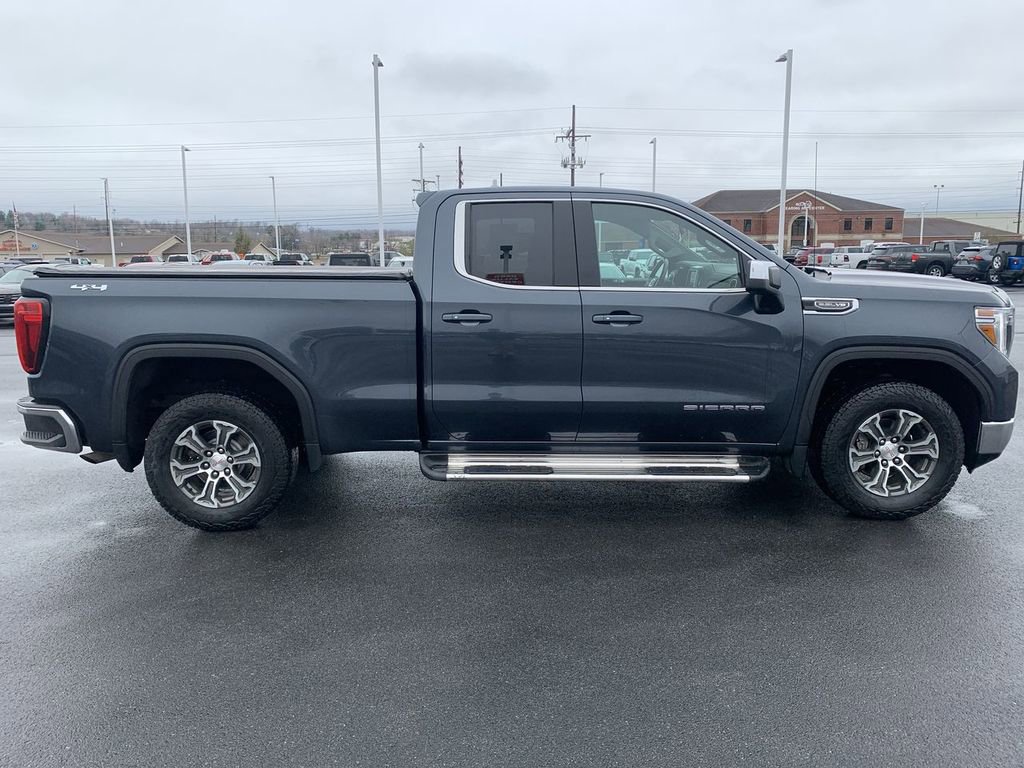 Used 2021 GMC Sierra 1500 SLE w/ Preferred Package image 9