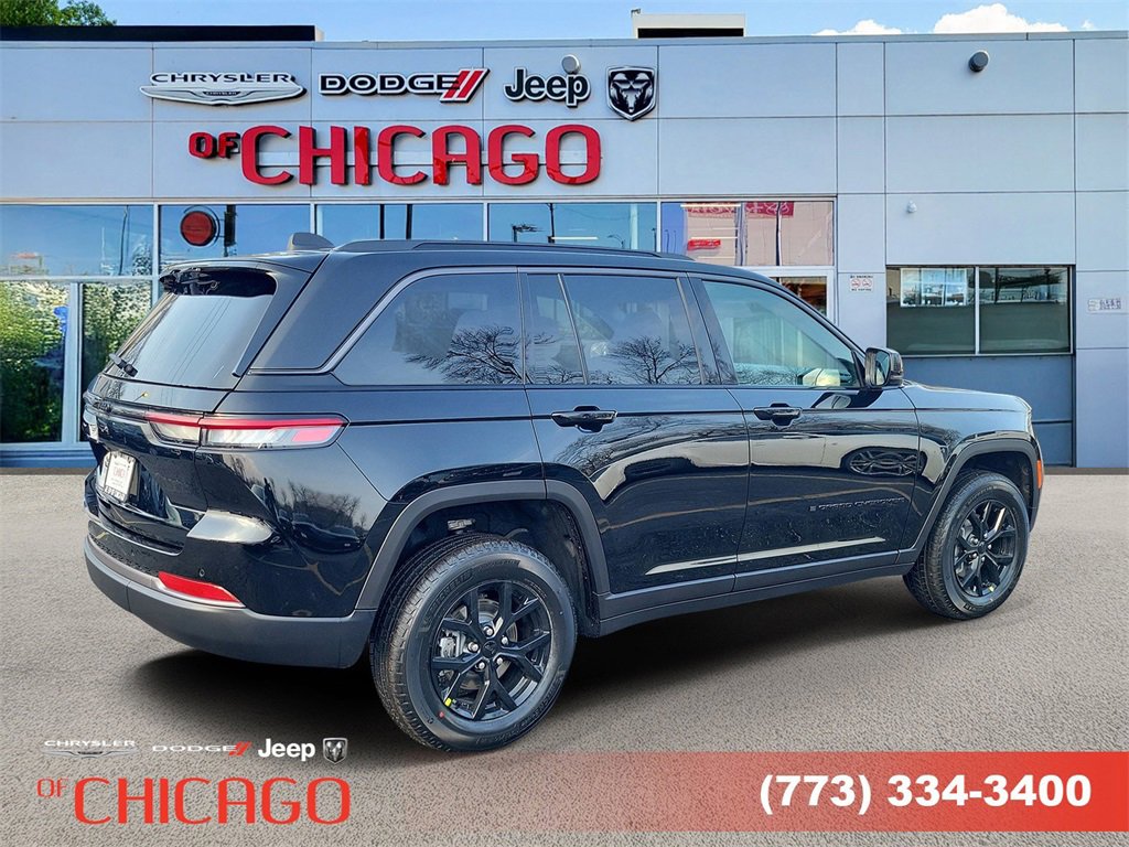 New 2026 Jeep Grand Cherokee Laredo image 4