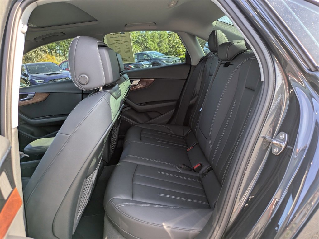 Used 2022 Audi A4 2.0T Premium image 12