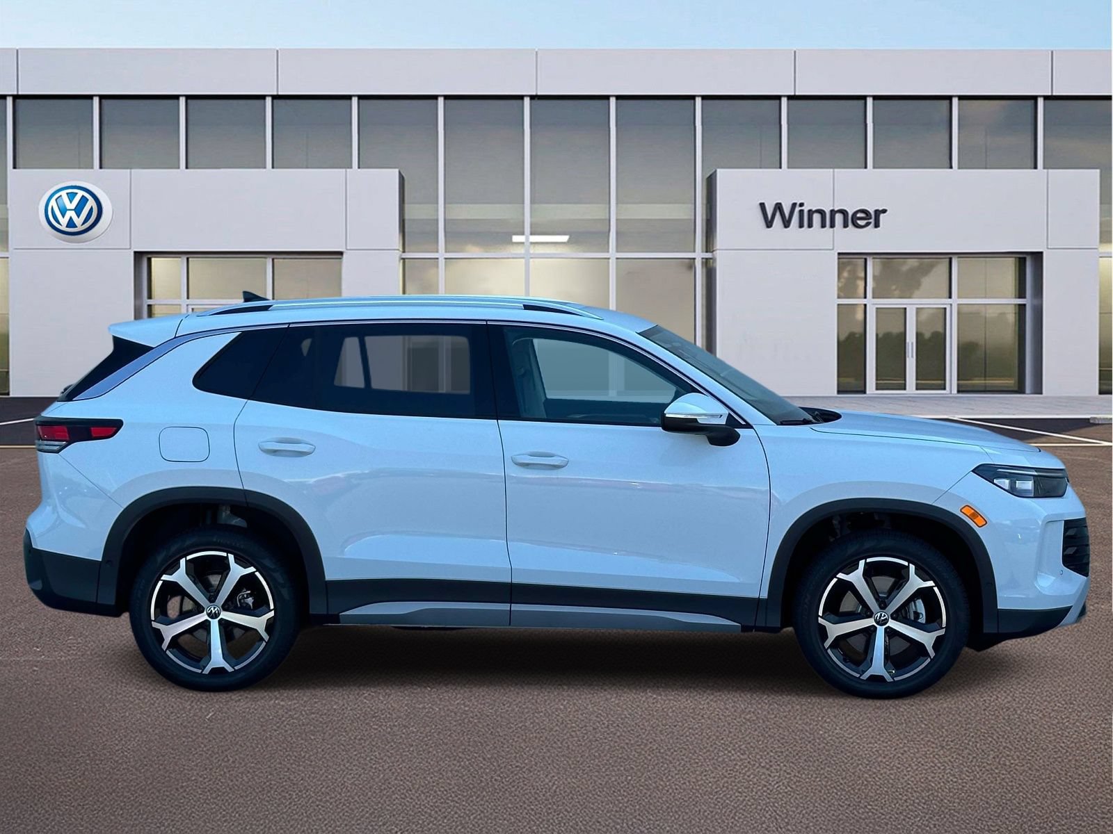 New 2026 Volkswagen Tiguan SE AWD/4WD image 6