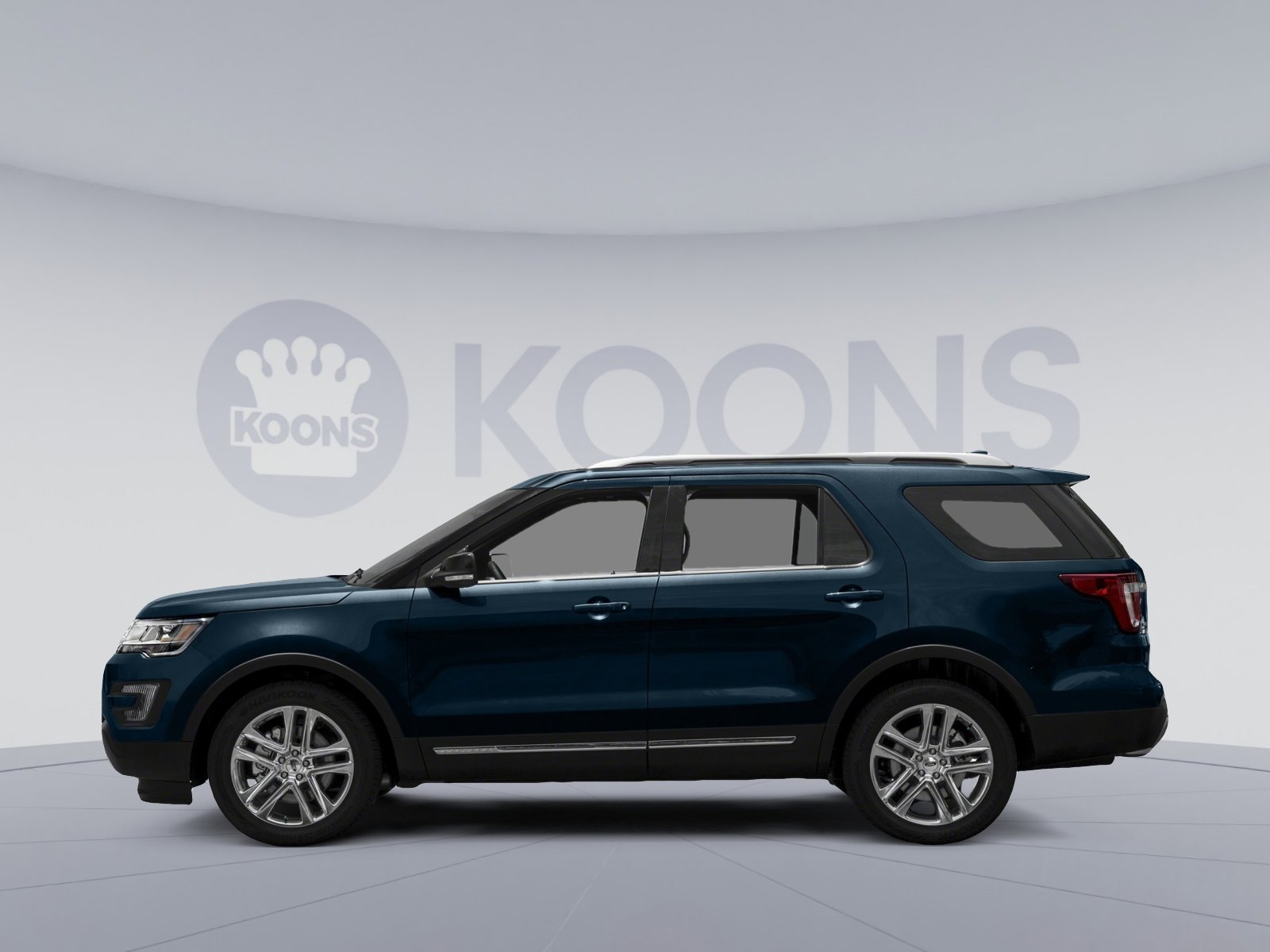 Used 2016 Ford Explorer XLT AWD/4WD image 4