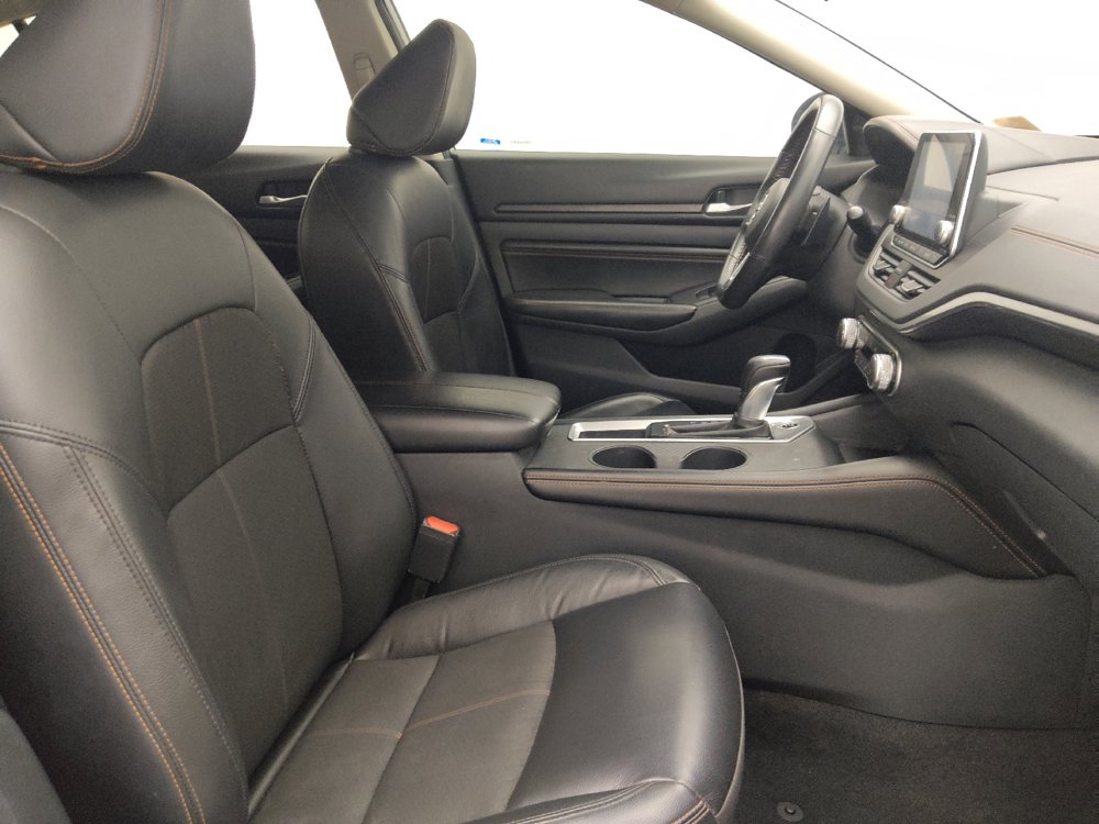 Used 2022 Nissan Altima 2.5 SR FWD image 21