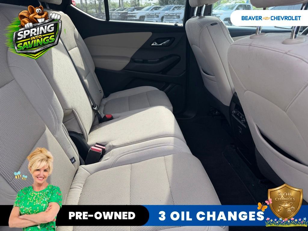 Used 2022 Chevrolet Traverse LS FWD image 10