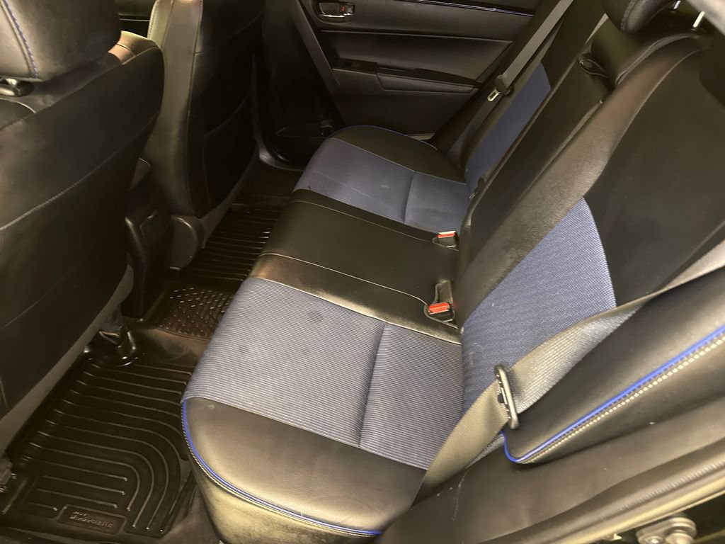Used 2017 Toyota Corolla SE FWD image 16
