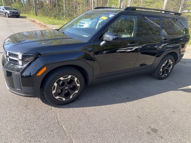 Used 2024 Hyundai Santa Fe SEL image 2