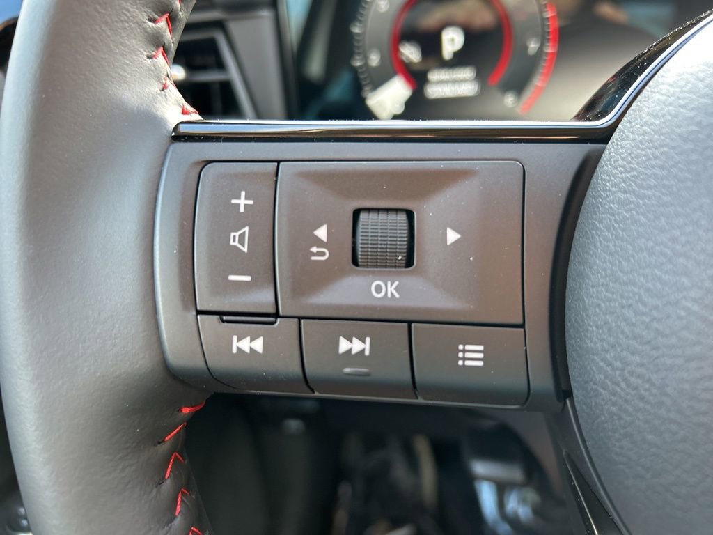New 2026 Nissan Kicks SR FWD image 25