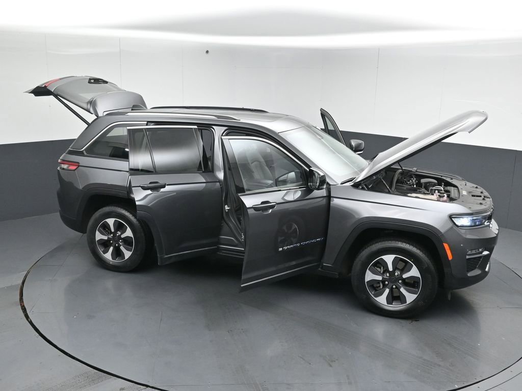 Used 2022 Jeep Grand Cherokee Limited 4xe image 55