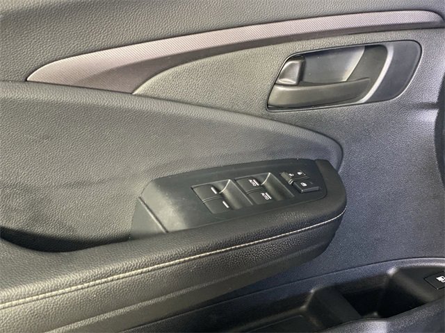 Used 2025 Honda Ridgeline Sport image 28