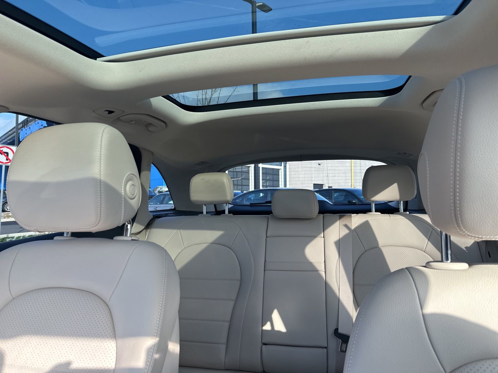 Used 2022 Mercedes-Benz GLC 300 4MATIC image 19