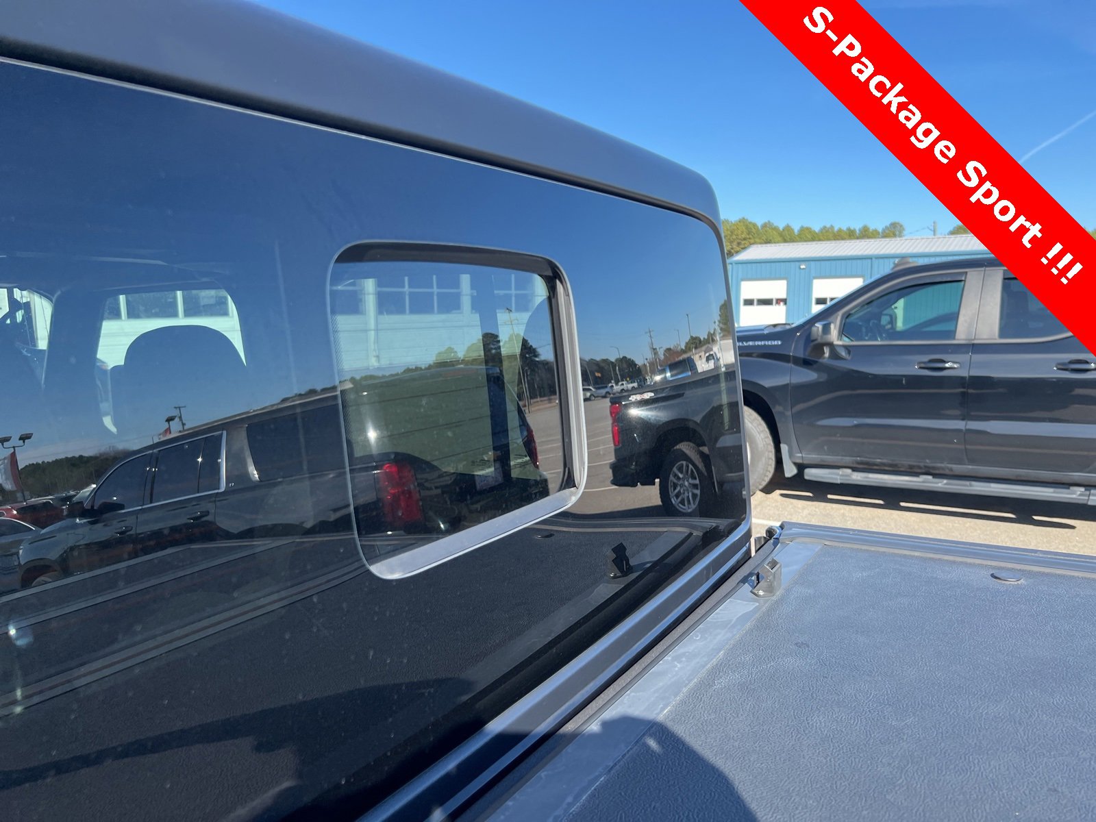 Used 2022 Jeep Gladiator Sport image 13