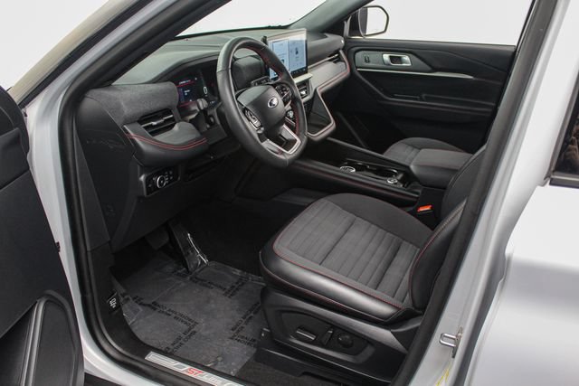 Certified 2026 Ford Explorer ST-Line AWD/4WD image 14