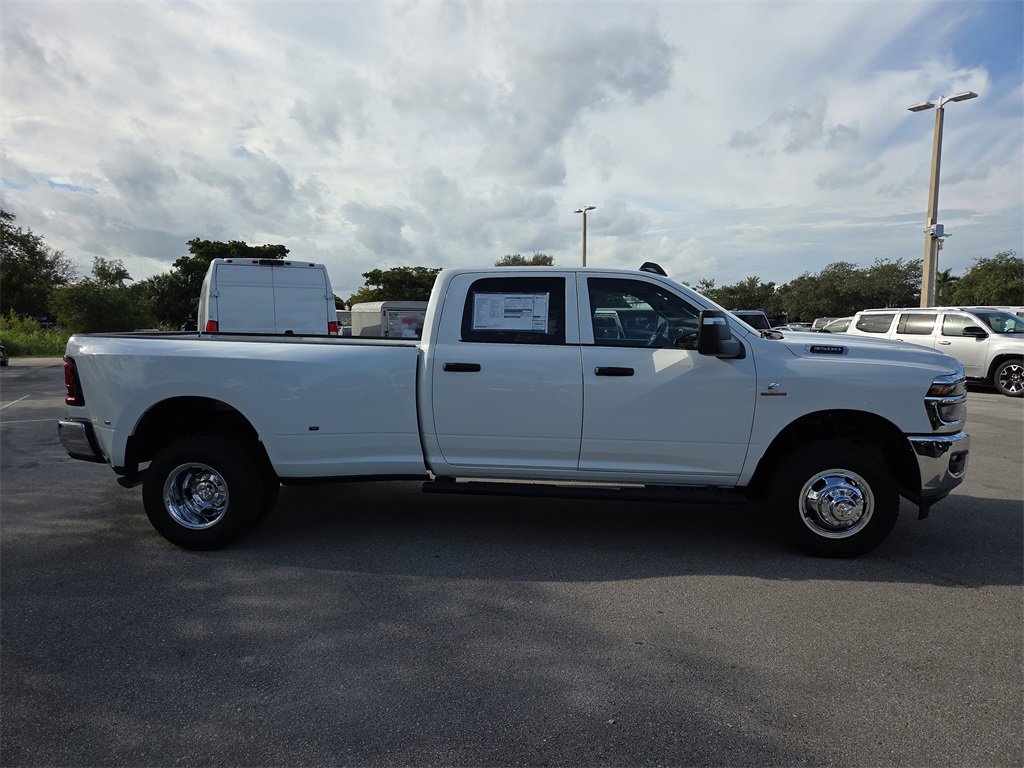 New 2026 RAM 3500 Tradesman image 4