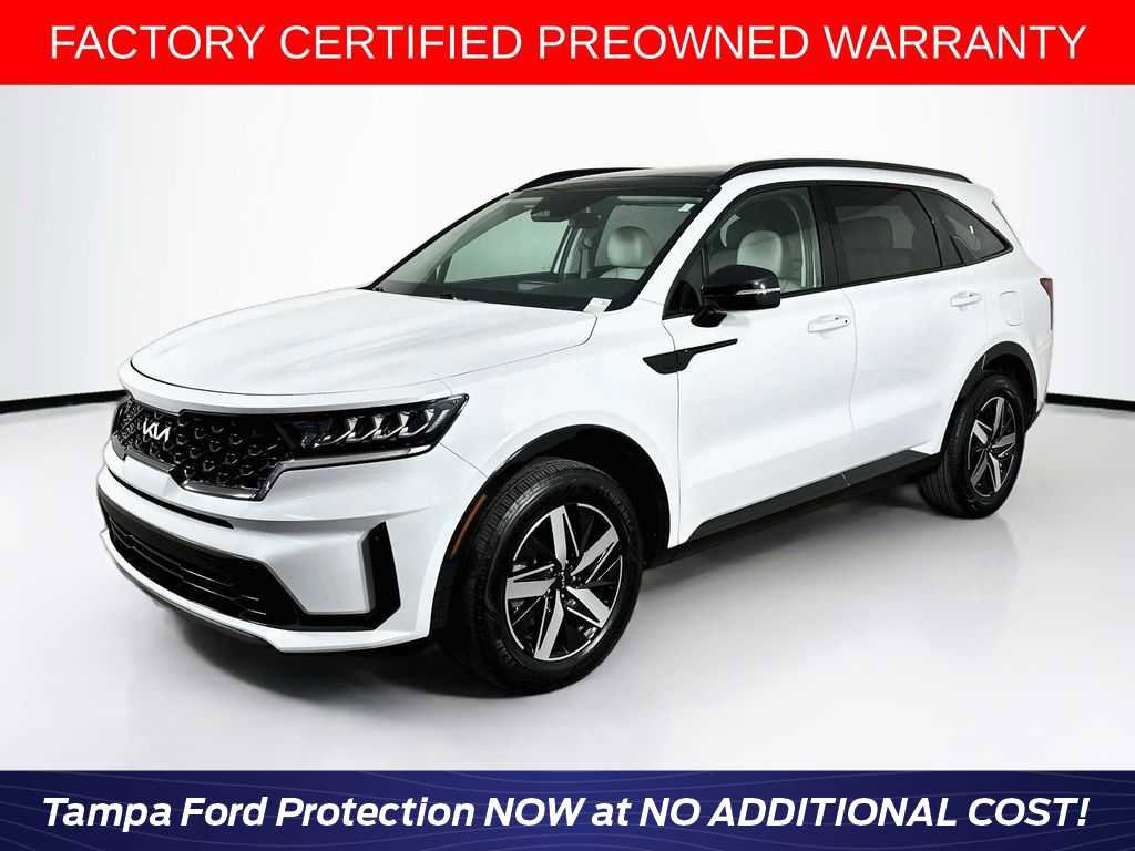 Used 2023 Kia Sorento S w/ Panoramic Sunroof Package