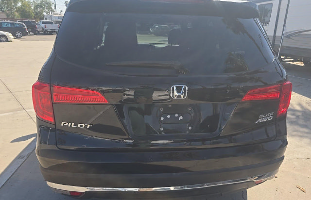 Used 2017 Honda Pilot Elite image 5