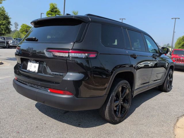 Certified 2024 Jeep Grand Cherokee L Limited w/ Black Appearance Package RWD image 4