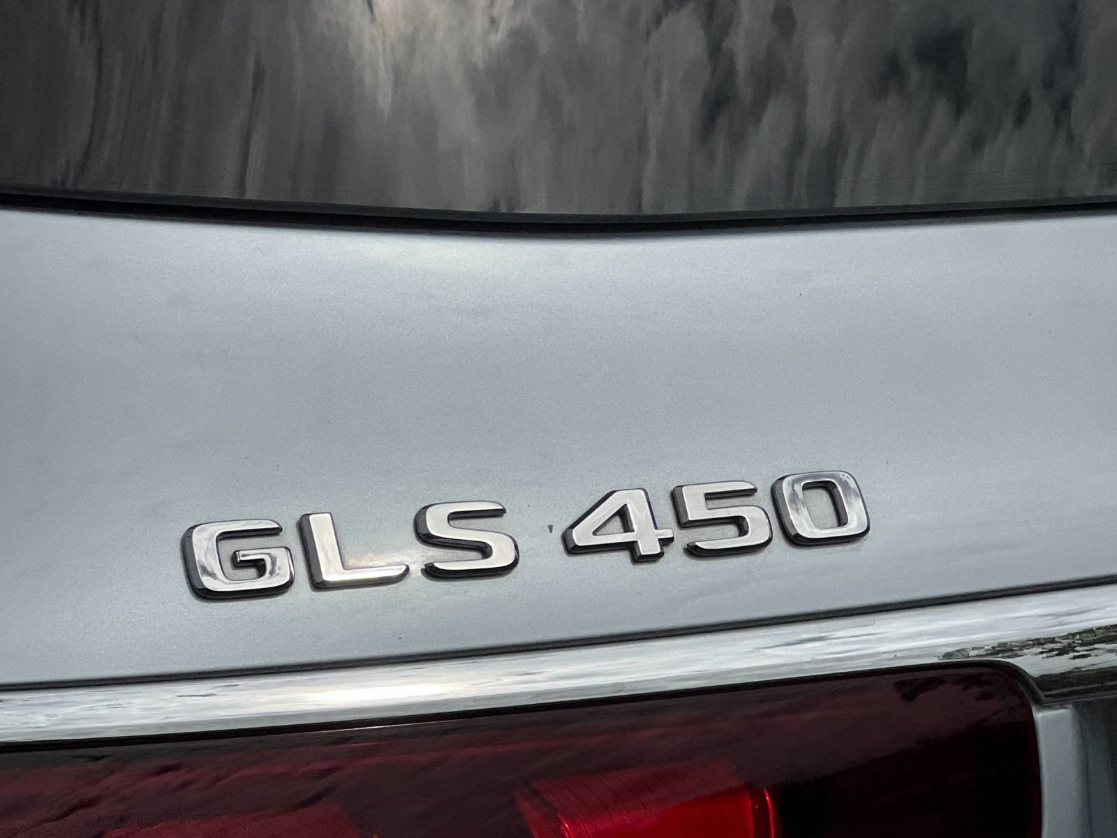 Used 2024 Mercedes-Benz GLS 450 4MATIC image 27