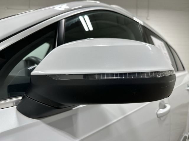 Used 2018 Audi Q7 3.0T Premium Plus w/ Premium Plus Package AWD/4WD image 12
