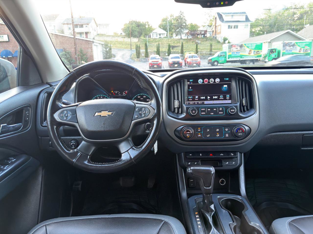 Used 2017 Chevrolet Colorado Z71 image 19