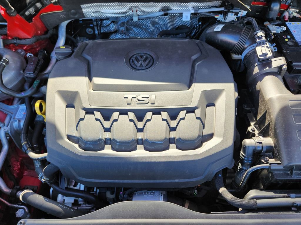 Used 2024 Volkswagen Tiguan SE R-Line image 29