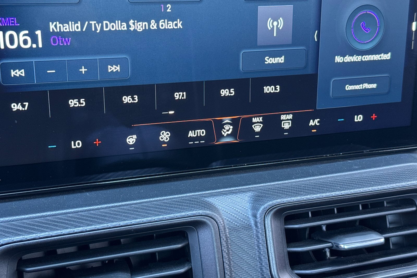 Used 2024 Ford Mustang Dark Horse w/ Dark Horse Handlin Package image 18