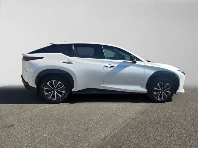 Certified 2024 Lexus RZ 300e Premium w/ Technology Package FWD image 2
