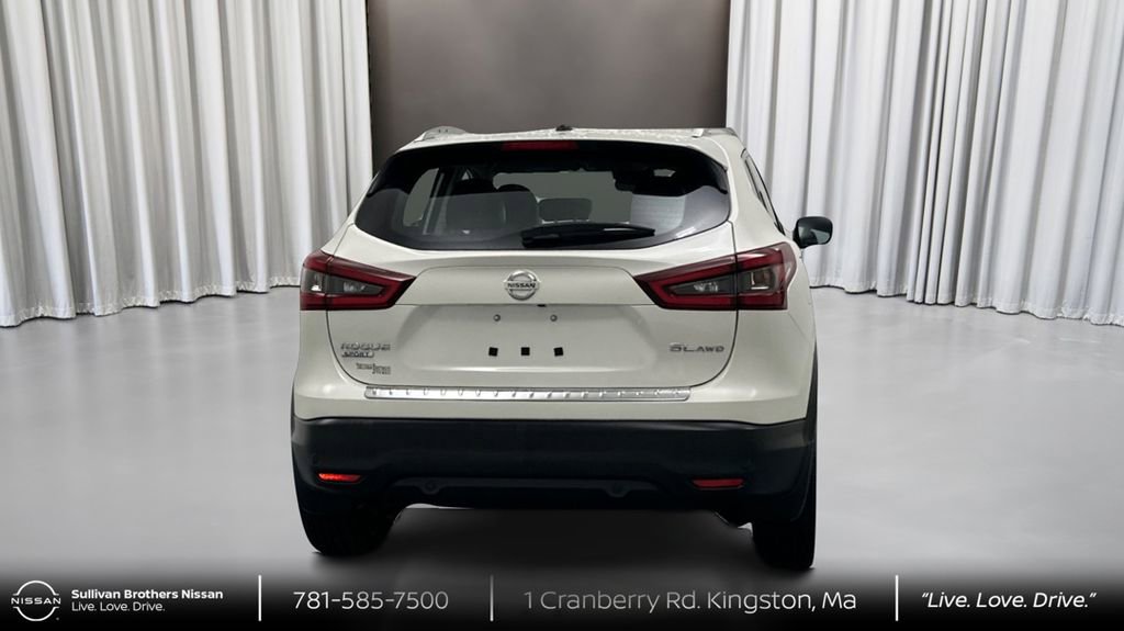 Certified 2022 Nissan Rogue Sport SL image 6