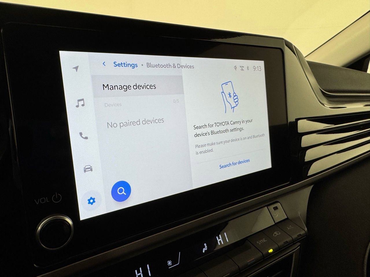 Used 2025 Toyota Camry LE image 16