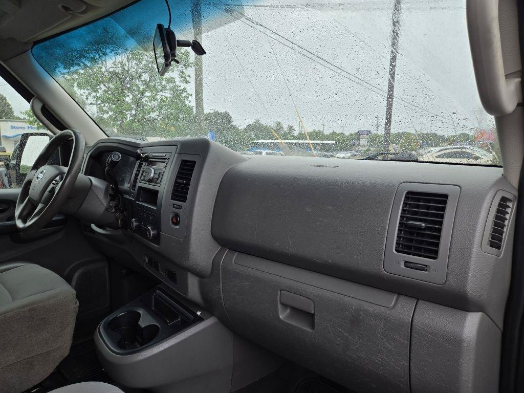 Used 2012 Nissan NV 2500 SV w/ Side Curtain Airbag Pkg RWD image 21