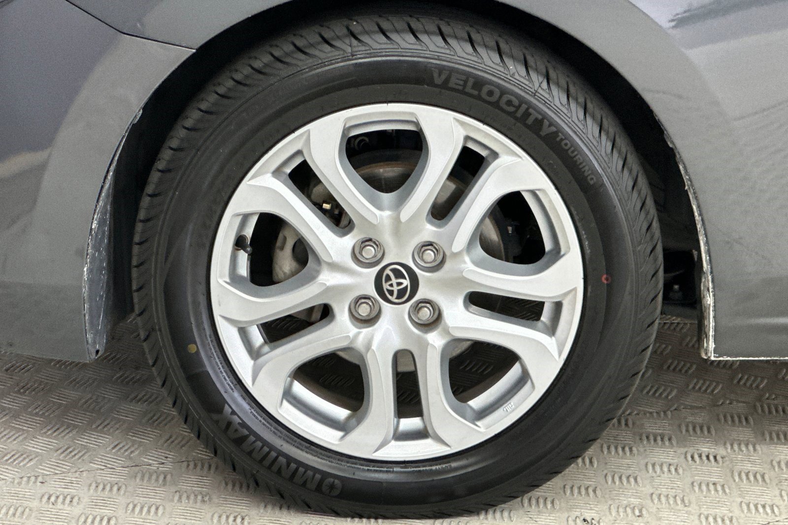 Used 2017 Toyota Yaris iA image 12