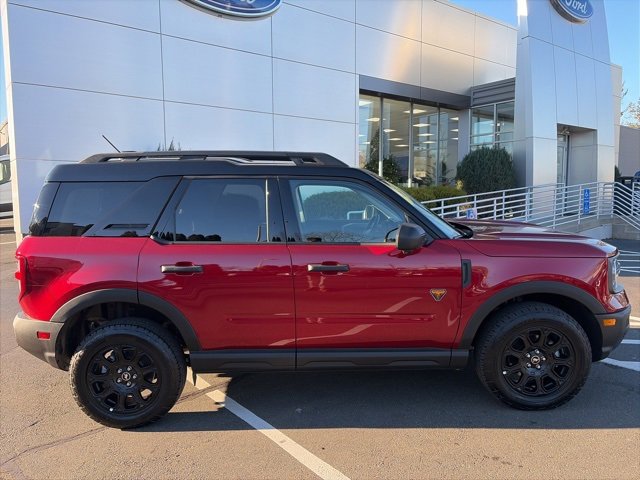 Used 2025 Ford Bronco Sport Badlands image 8