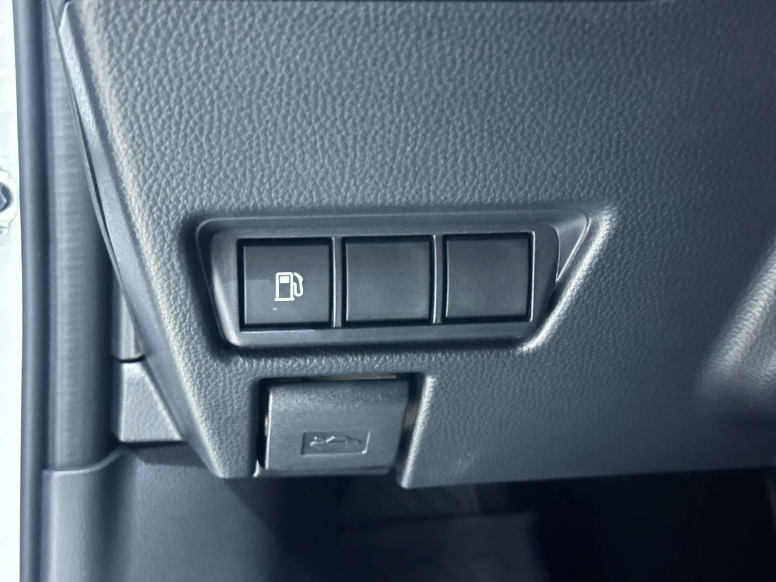 New 2026 Toyota Prius AWD image 18