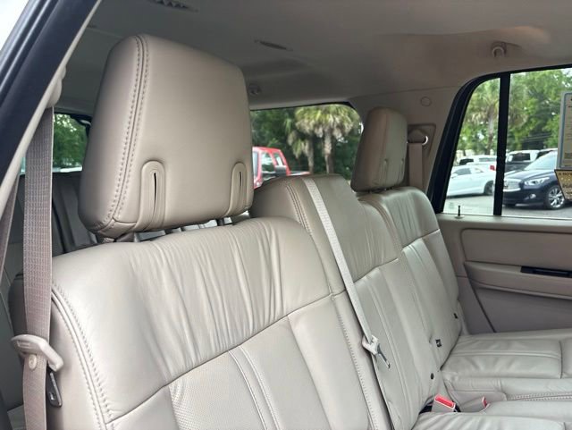 Used 2015 Lincoln Navigator L 2WD image 20