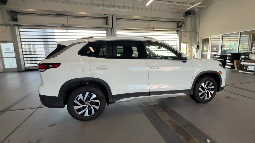 Certified 2025 Volkswagen Tiguan S AWD/4WD image 12