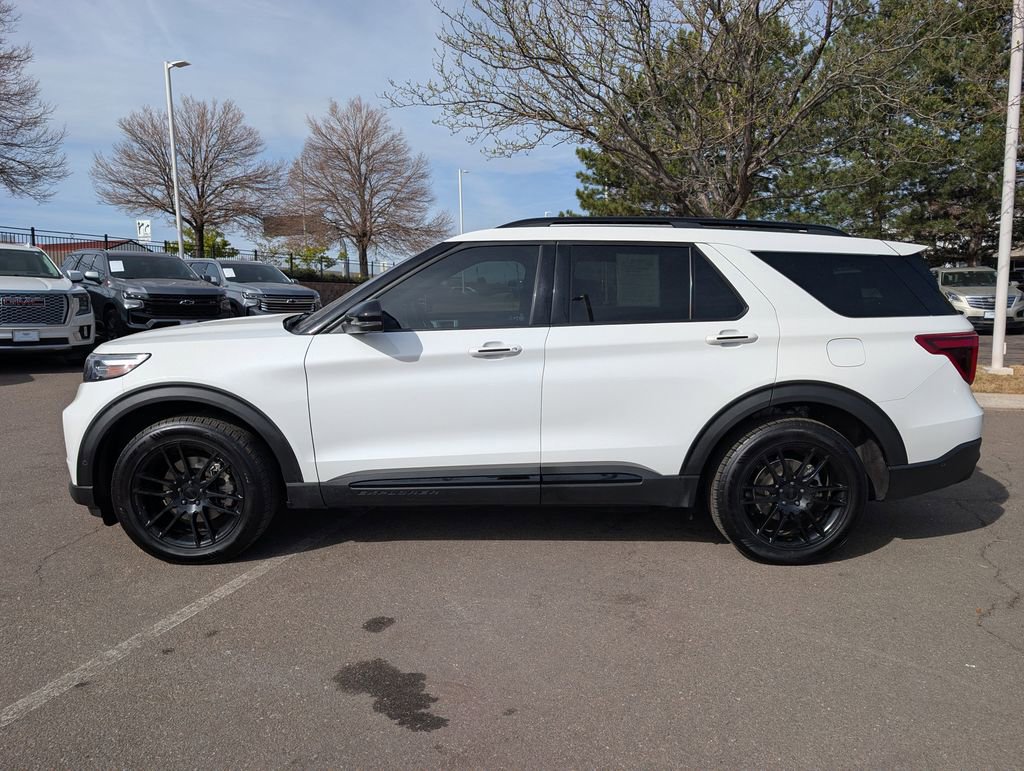 Used 2020 Ford Explorer ST w/ Premium Technology Package image 3