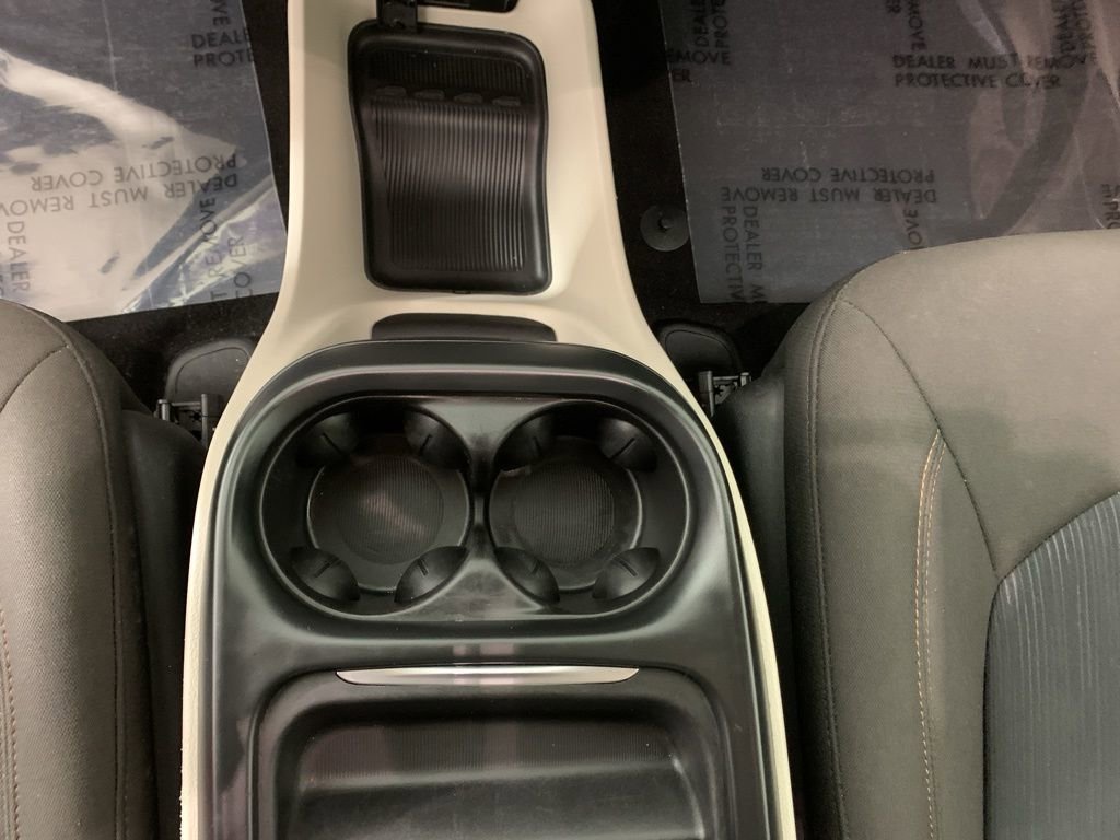 Used 2020 Chrysler Pacifica Touring w/ Advanced Safetytec Group FWD image 26