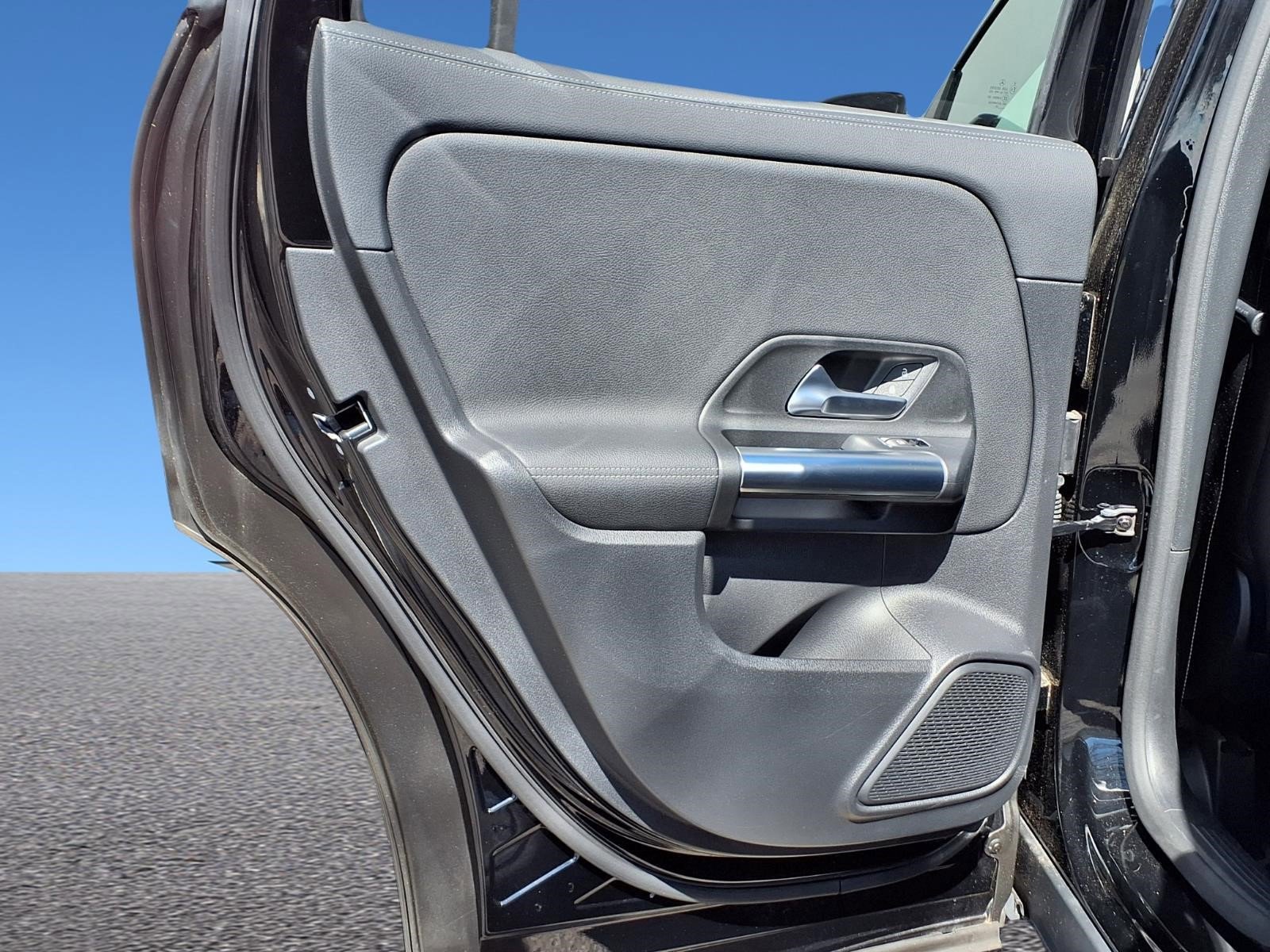 Used 2021 Mercedes-Benz GLA 250 4MATIC image 25