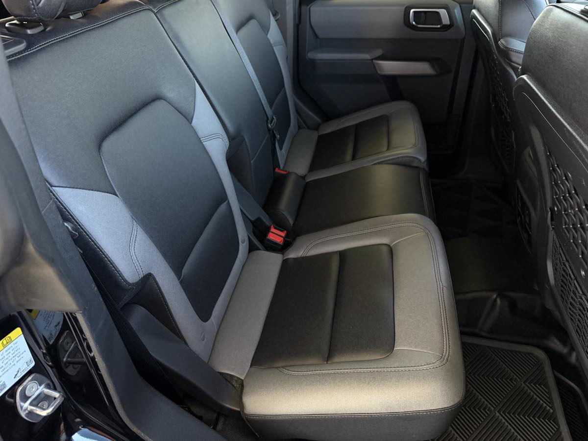Used 2023 Ford Bronco Black Diamond AWD/4WD image 21