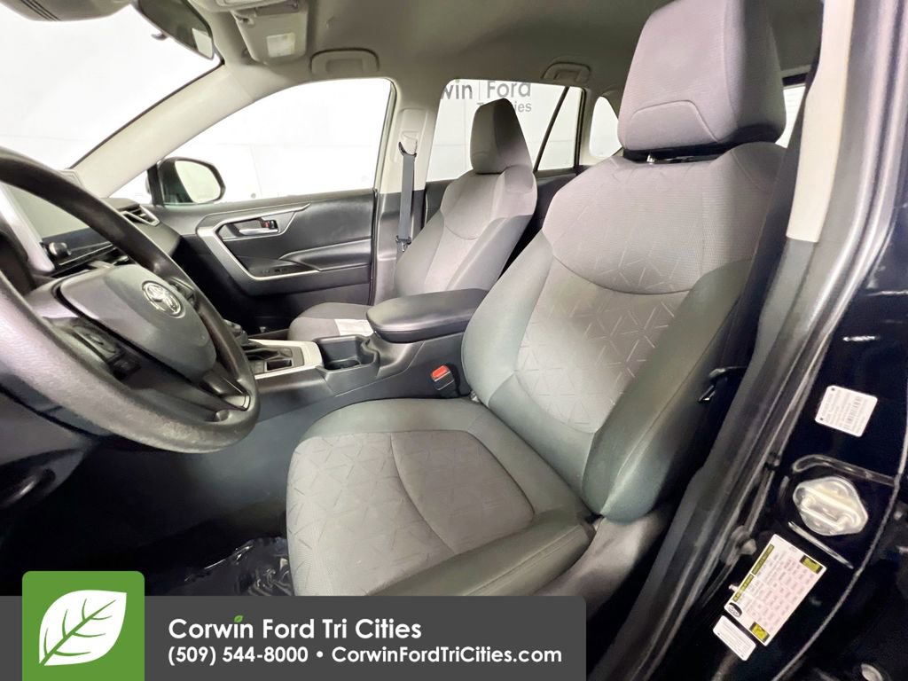 Used 2023 Toyota RAV4 XLE image 24