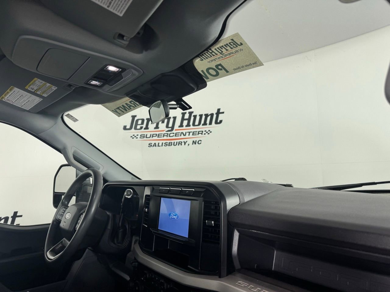 Used 2024 Ford F250 XL w/ 360-Degree Camera Package image 28