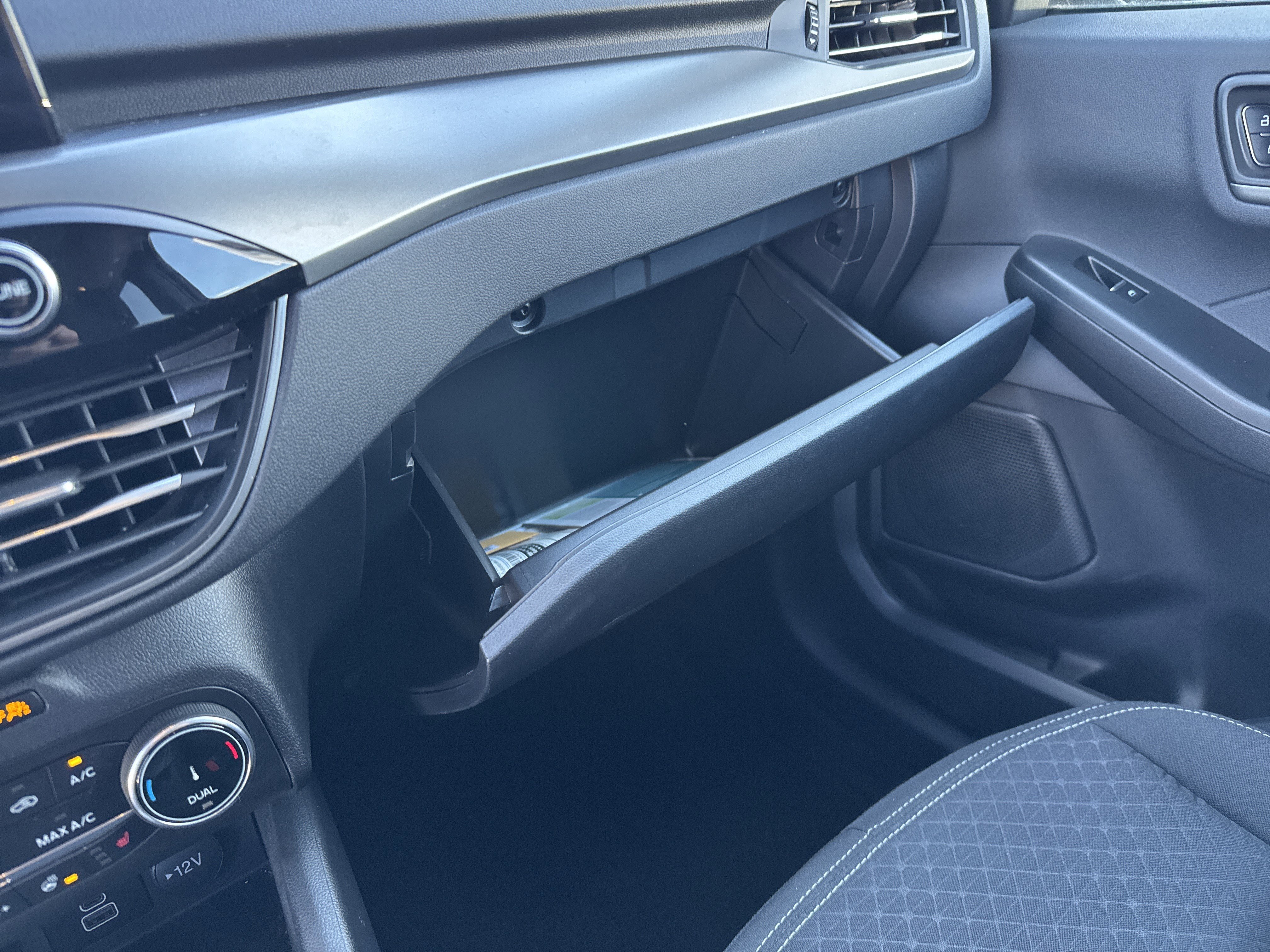 Used 2024 Ford Escape Active w/ Cold Weather Package image 37