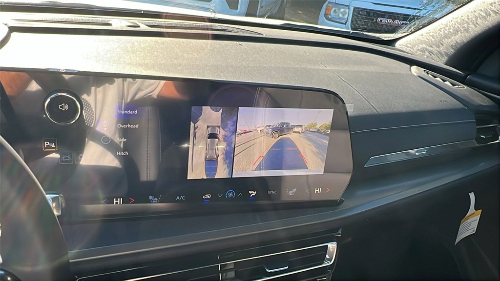 New 2026 Chevrolet Traverse LT w/ Driver Confidence Package image 27