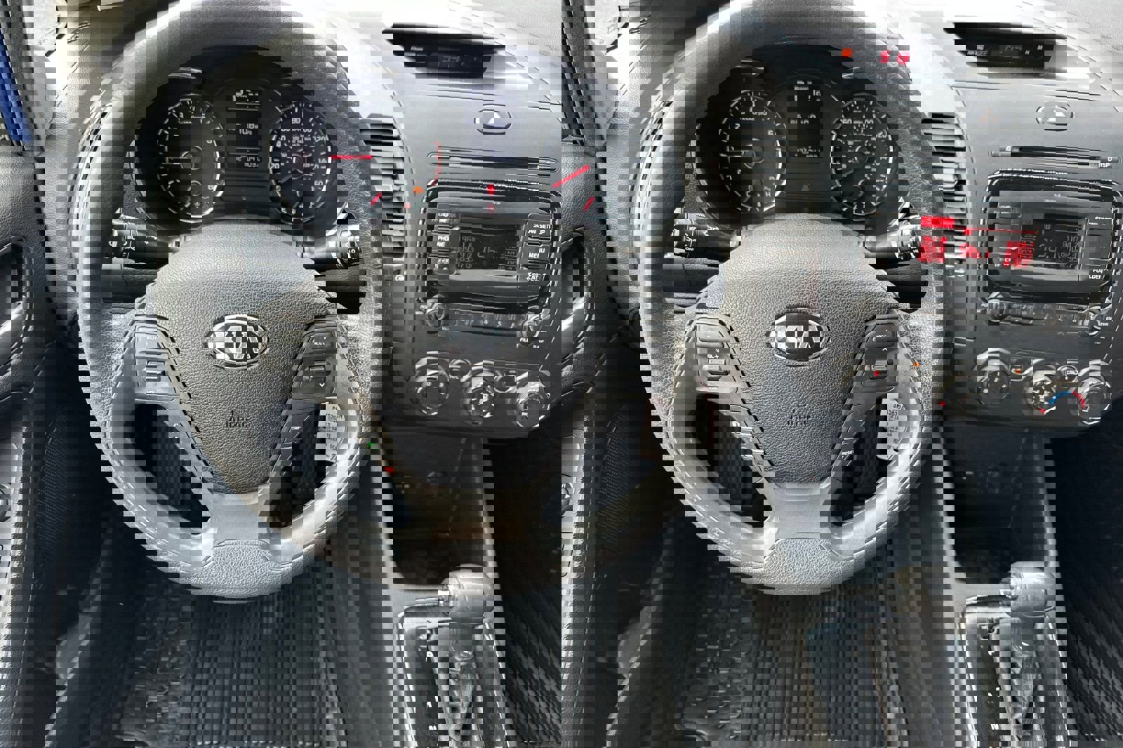 Used 2017 Kia Forte LX image 15