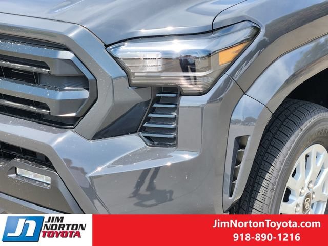 New 2026 Toyota Tacoma SR5 RWD image 8