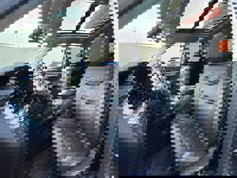 Used 2019 Cadillac XT5 Premium Luxury w/ LPO, Black Ice Package image 19