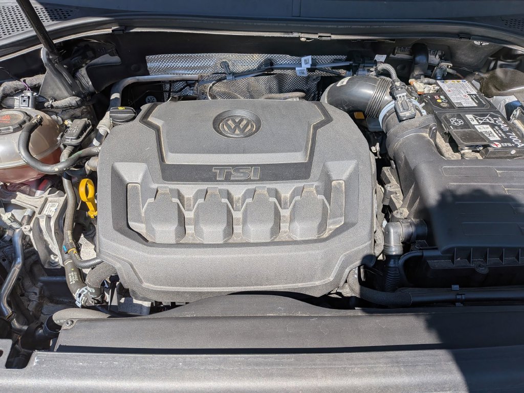 Used 2024 Volkswagen Tiguan SE R-Line AWD/4WD image 37